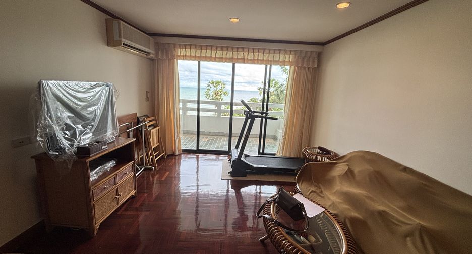 For sale 1 bed condo in Ban Chang, Rayong