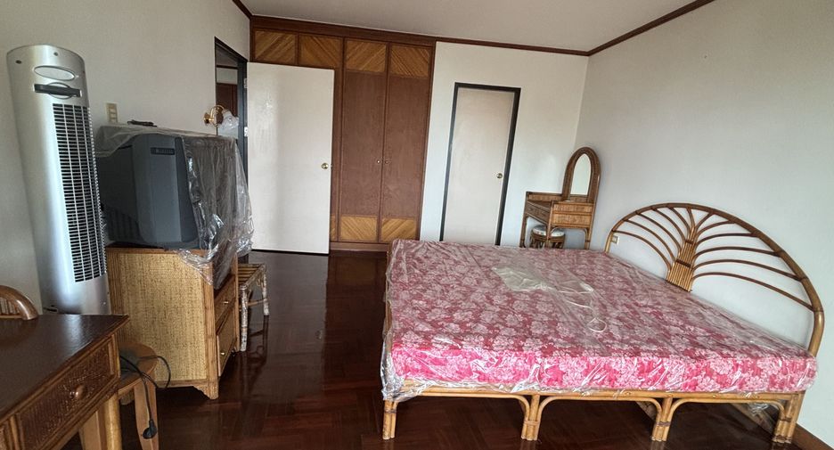 For sale 1 bed condo in Ban Chang, Rayong