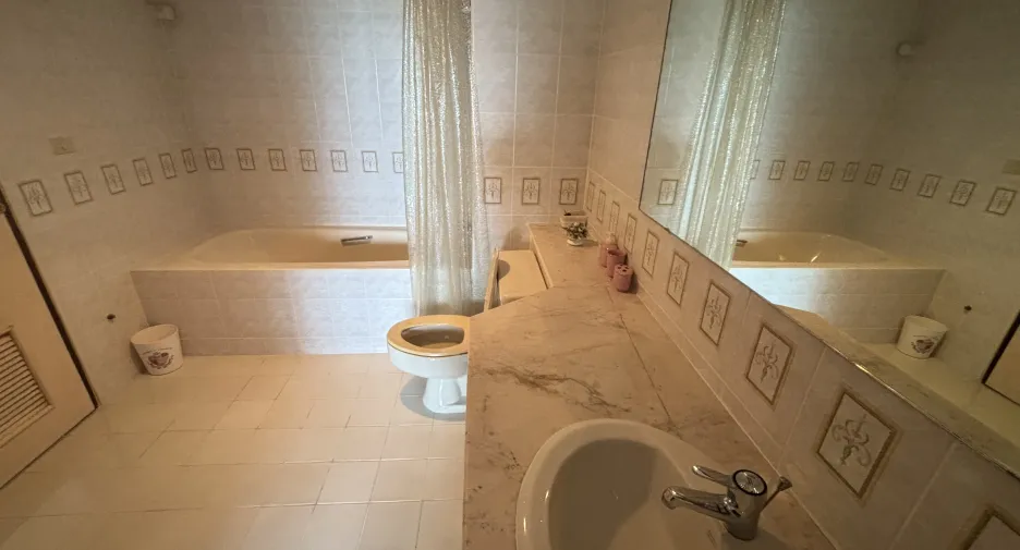 For sale 1 bed condo in Ban Chang, Rayong