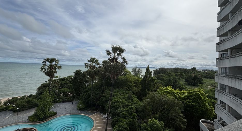 For sale 1 bed condo in Ban Chang, Rayong