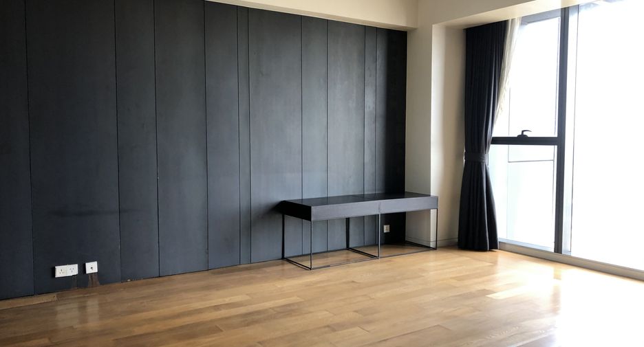 Condo en venta de 3 habitaciones en Sathon, Bangkok
