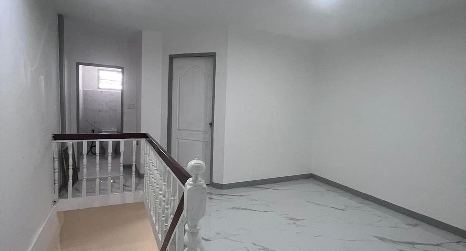 Haus zum Kauf mit 2 Zimmer in Bang Lamung, Chonburi