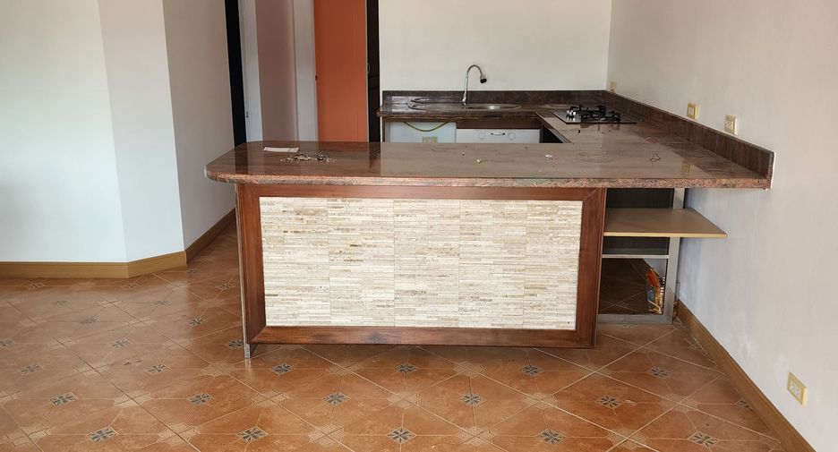 Casa en alquiler de 2 habitaciones en Bang Lamung, Chonburi