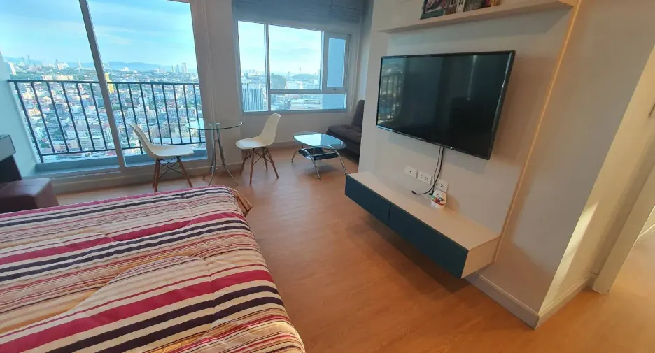 For rent 3 bedrooms condo in Bang Lamung, Chonburi