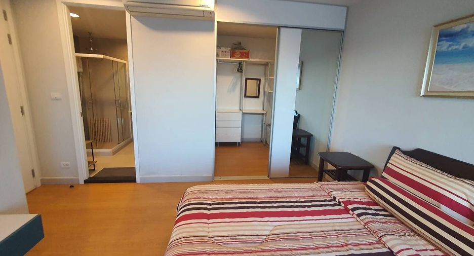 For rent 3 bedrooms condo in Bang Lamung, Chonburi