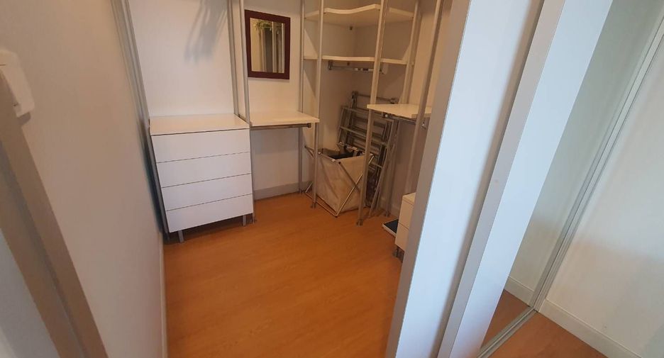 For rent 3 bedrooms condo in Bang Lamung, Chonburi