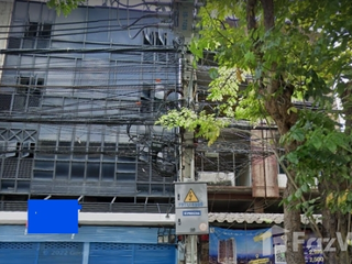 For sale 4 bedrooms retail Space in Mueang Samut Prakan, Samut Prakan