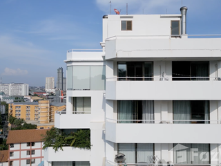 Local comercial en venta de 24 habitaciones en Bang Lamung, Chonburi