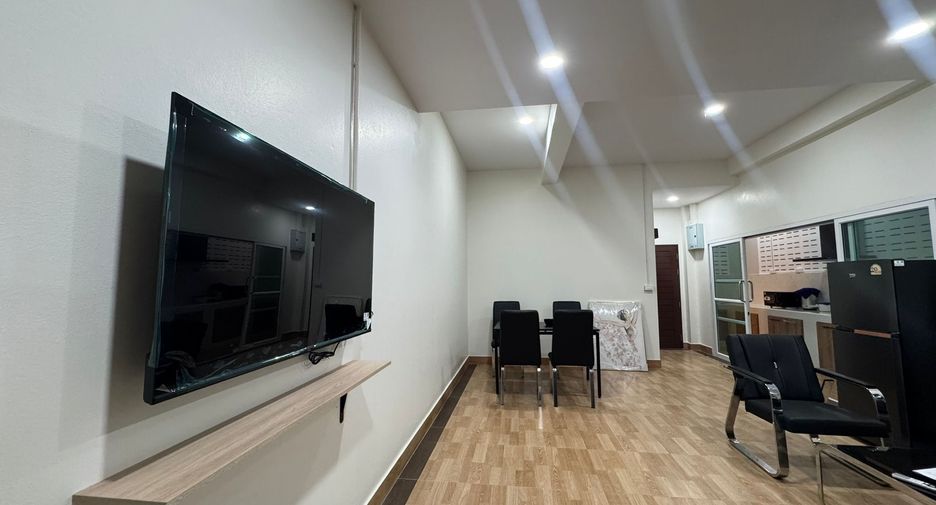 For rent 2 bedrooms townhouse in Mueang Phuket, Phuket