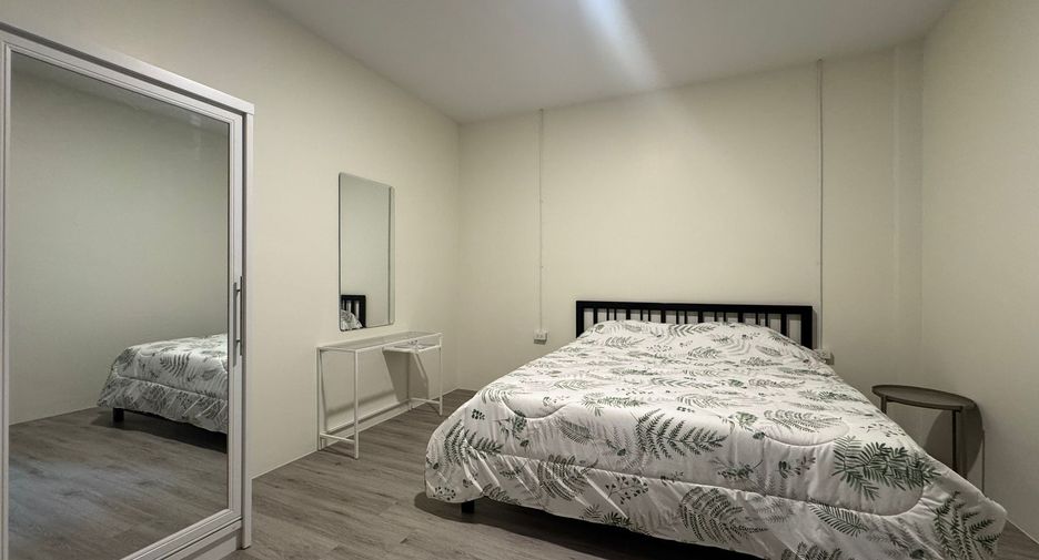 For rent 2 bedrooms townhouse in Mueang Phuket, Phuket