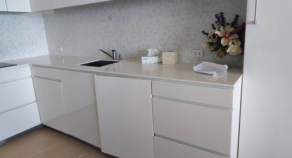 Condo en alquiler de 2 habitaciones en Bang Lamung, Chonburi