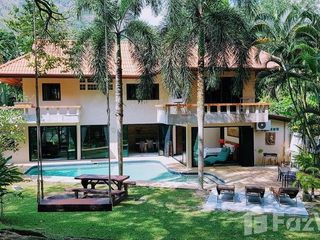 For sale 3 bedrooms villa in Mueang Phuket, Phuket