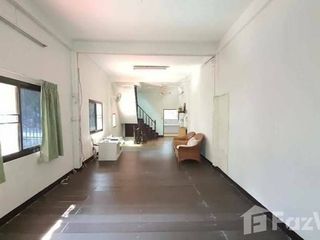 For sale 3 bedrooms townhouse in Bang Rak, Bangkok