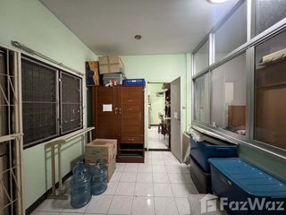 For sale 4 bedrooms townhouse in Sai Mai, Bangkok