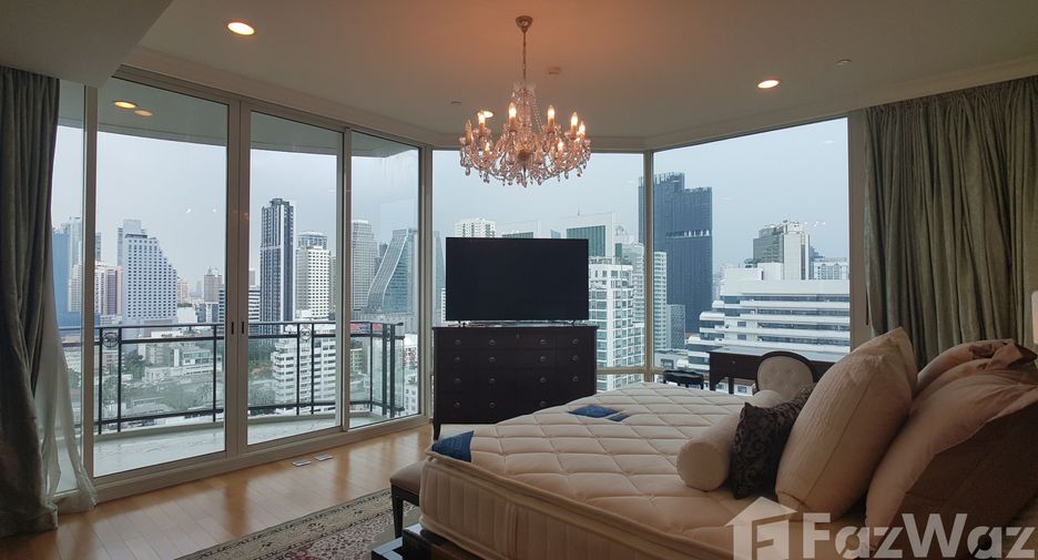Condo en venta y en alquiler de 4 habitaciones en Watthana, Bangkok