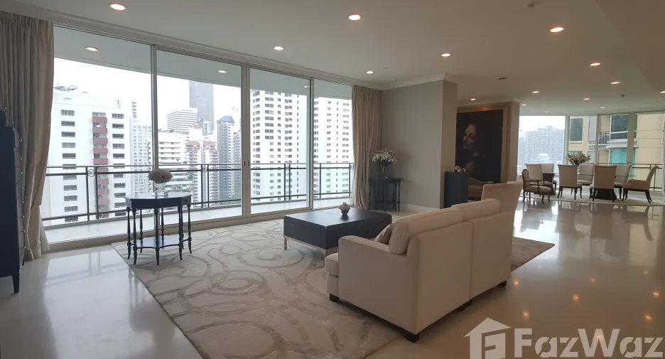 Condo en venta y en alquiler de 4 habitaciones en Watthana, Bangkok