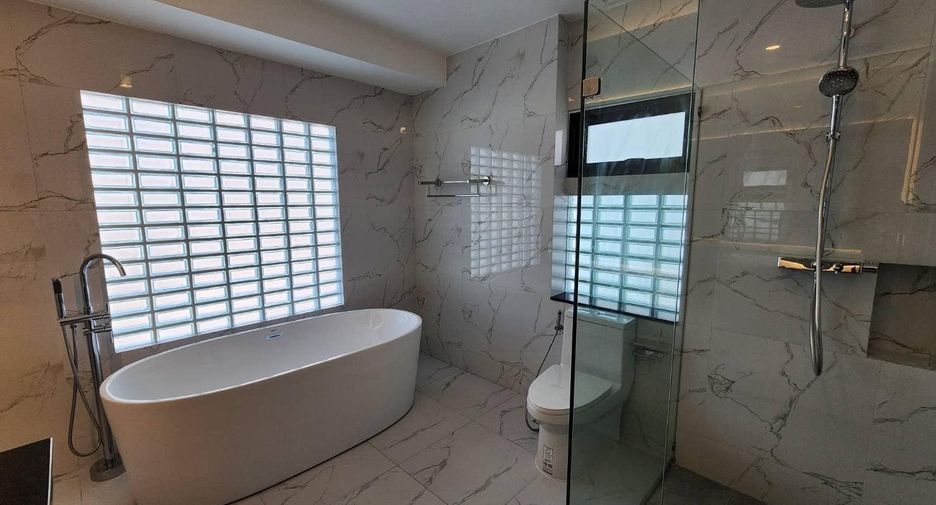 For sale and for rent 4 bedrooms villa in Kathu, Phuket