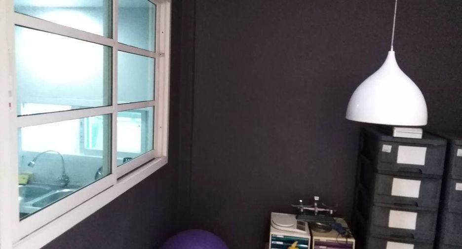 For sale 2 bedrooms townhouse in Ban Chang, Rayong