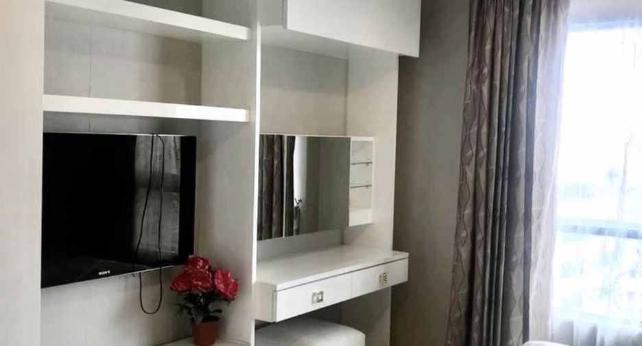 Wohnung zum Kauf und zur Miete mit 3 Zimmer in Huai Khwang, Bangkok