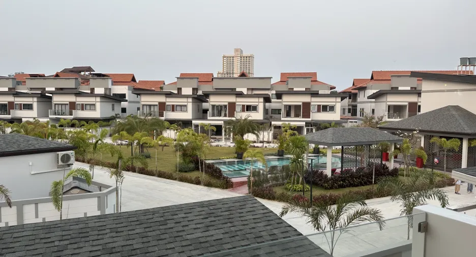 Villa en alquiler de 3 habitaciones en Bang Lamung, Chonburi