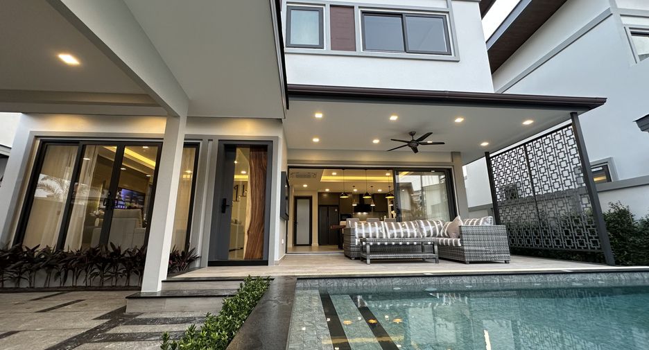 Villa en alquiler de 3 habitaciones en Bang Lamung, Chonburi