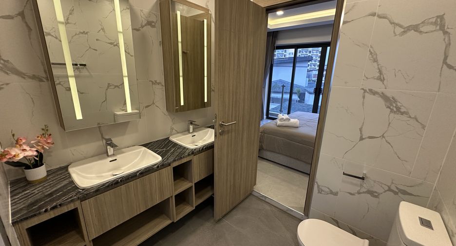 Villa en alquiler de 3 habitaciones en Bang Lamung, Chonburi