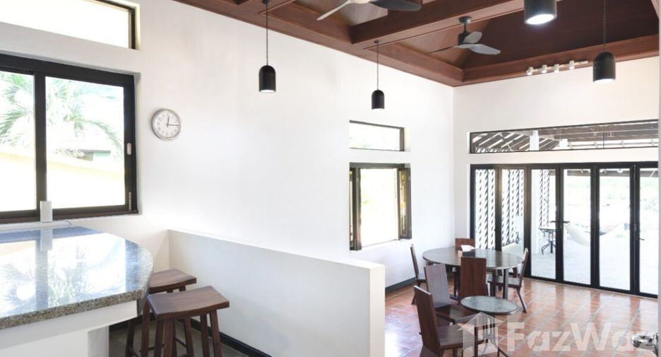 For sale 3 bedrooms villa in Ko Lanta, Krabi