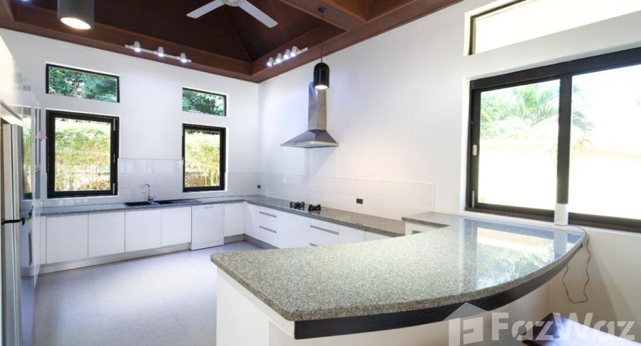 For sale 3 bedrooms villa in Ko Lanta, Krabi