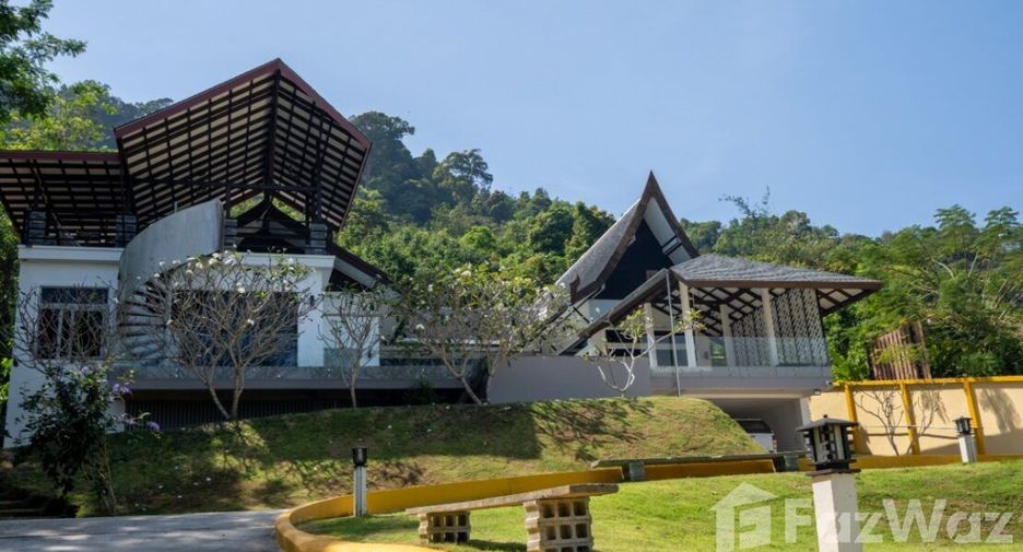 For sale 3 bedrooms villa in Ko Lanta, Krabi