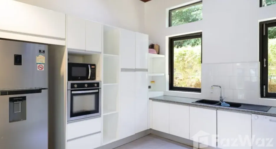 For sale 3 bedrooms villa in Ko Lanta, Krabi