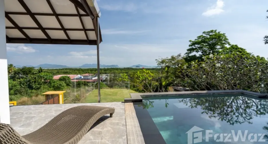 For sale 3 bedrooms villa in Ko Lanta, Krabi