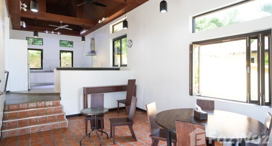 For sale 3 bedrooms villa in Ko Lanta, Krabi