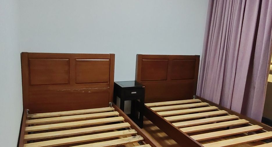 Аренда 2 спальни кондо в Банг Ламунг, Чонбури
