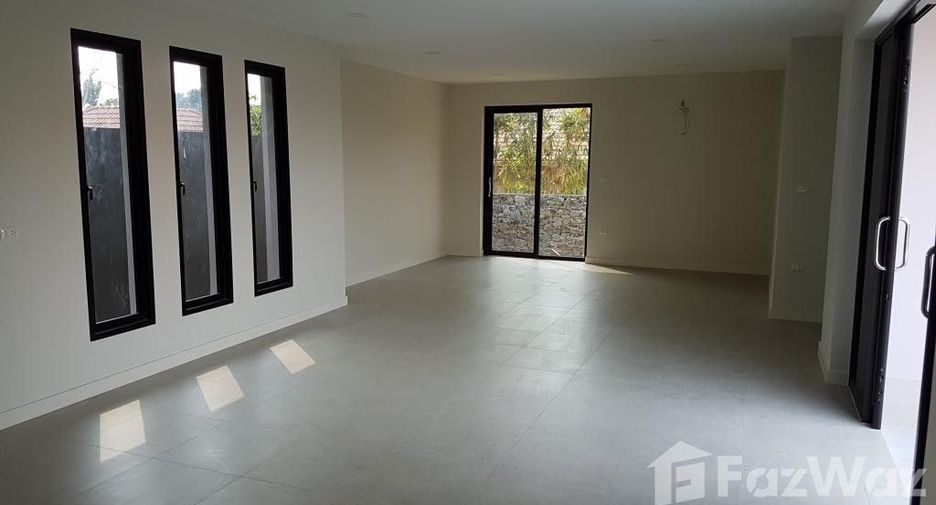 À vendre 4 chambres villa à Bang Lamung, Chonburi