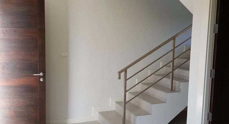 À vendre 4 chambres villa à Bang Lamung, Chonburi
