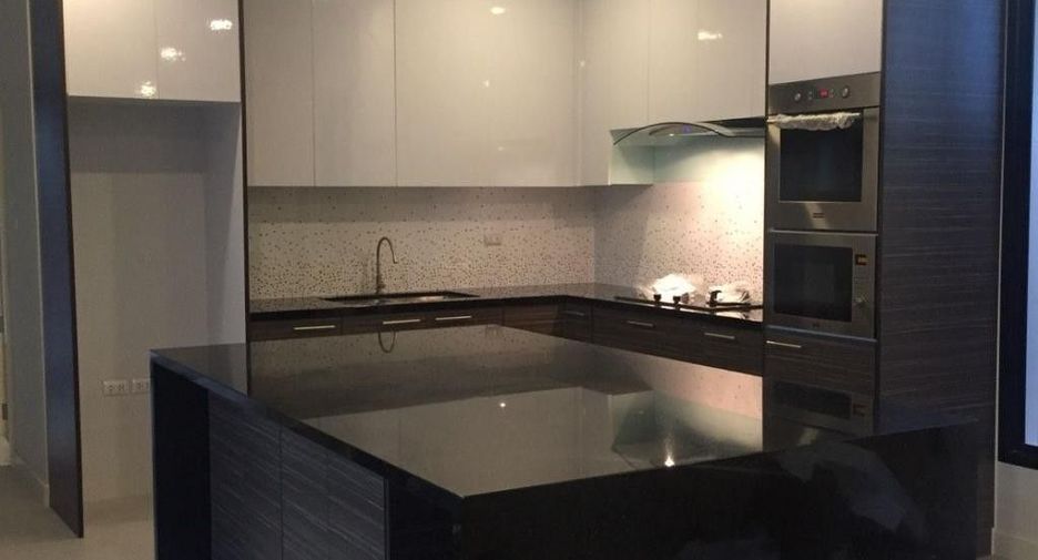 À vendre 4 chambres villa à Bang Lamung, Chonburi