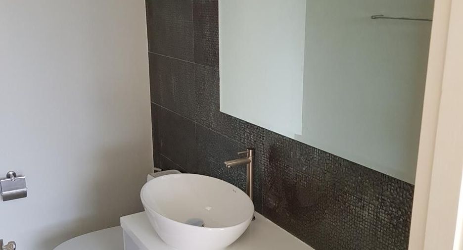 À vendre 4 chambres villa à Bang Lamung, Chonburi