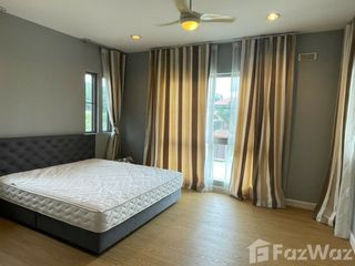 À louer 4 chambres villa à Bang Lamung, Chonburi