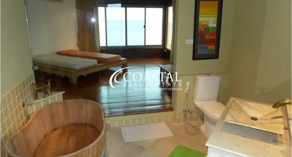 Condo en venta de 3 habitaciones en Sattahip, Chonburi