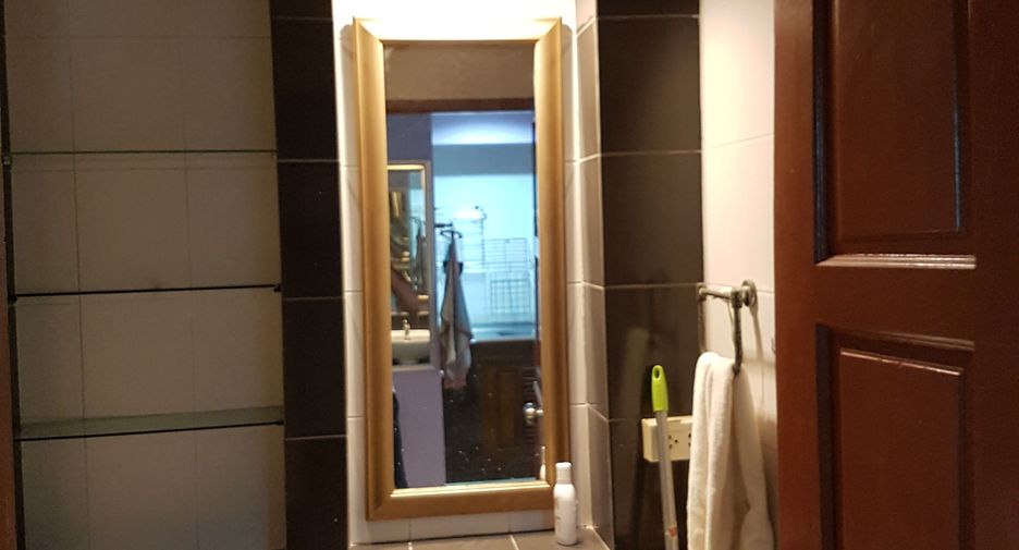 For sale 2 bedrooms townhouse in Bueng Kum, Bangkok