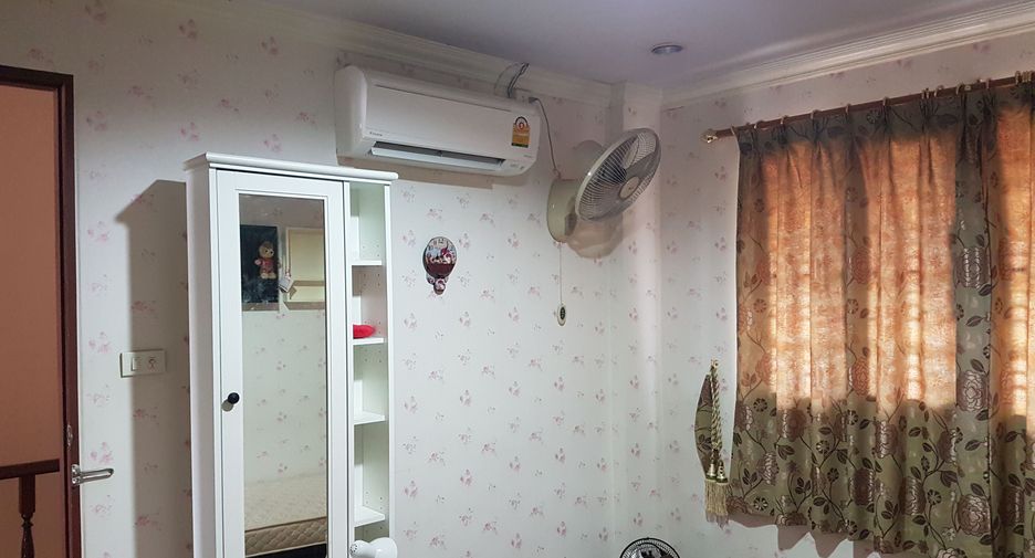 For sale 2 bedrooms townhouse in Bueng Kum, Bangkok