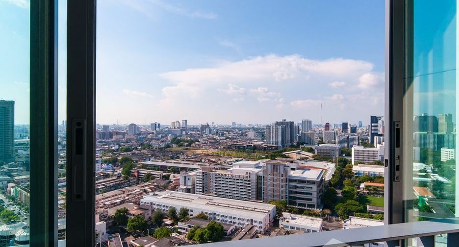 Condo en venta y en alquiler de 1 habitaciones en Bang Rak, Bangkok