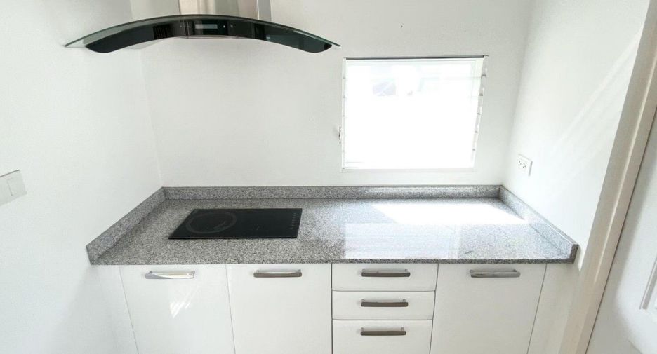 Casa en venta de 3 habitaciones en Bang Khun Thian, Bangkok