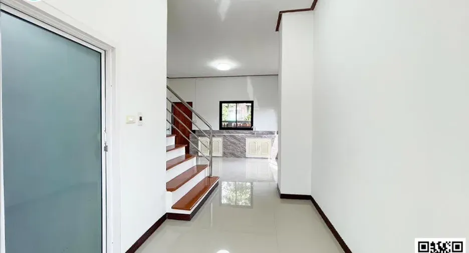 For sale 2 bedrooms townhouse in Mueang Uttaradit, Uttaradit