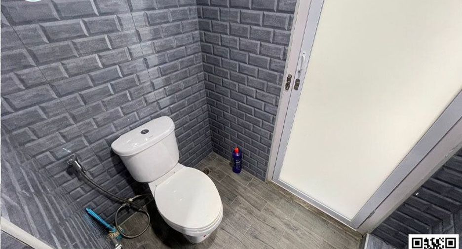 For sale 2 bedrooms townhouse in Mueang Uttaradit, Uttaradit
