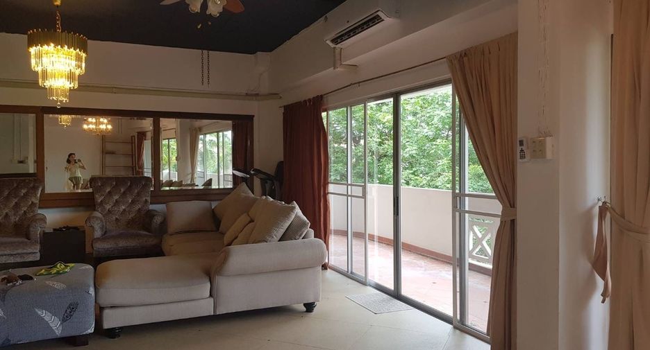 ขาย และ ให้เช่า 2 ห้องนอน คอนโด ใน บางกะปิ, กรุงเทพฯ