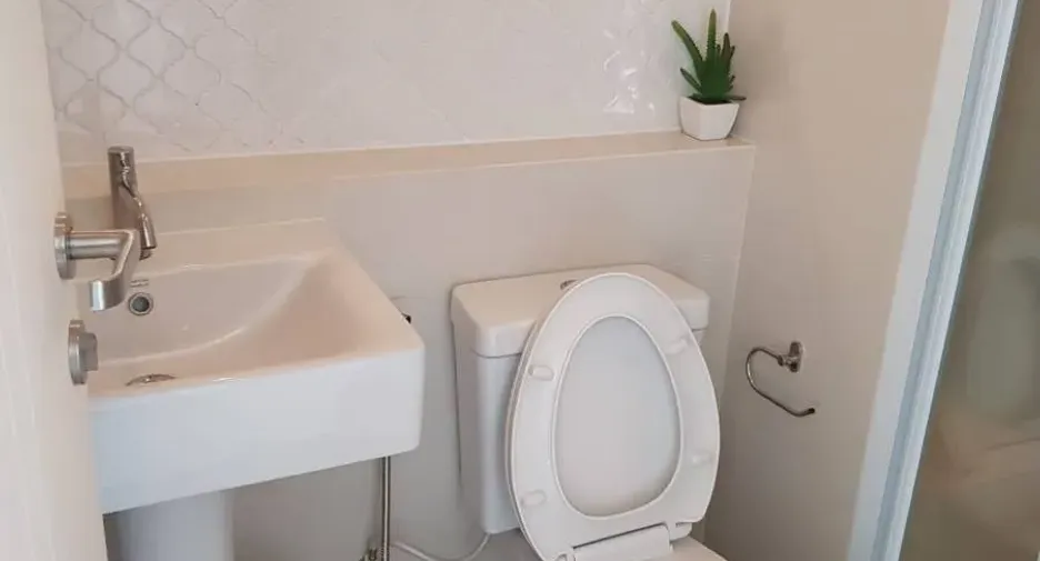 For rent and for sale 2 bedrooms condo in Mueang Phuket, Phuket