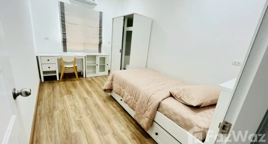 For rent 2 bedrooms townhouse in Mueang Phuket, Phuket