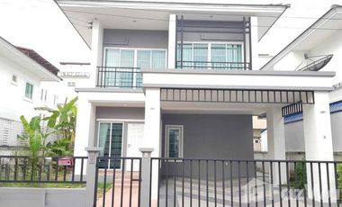 Haus zum Kauf mit 4 Zimmer in Si Racha, Chonburi