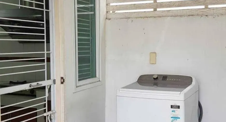 For sale 4 bedrooms house in Si Racha, Chonburi